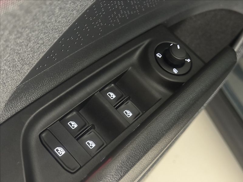 Škoda Enyaq 80 150kW LED Matrix Assist - fotka 18 z 45