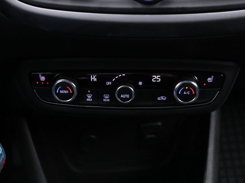 Opel Crossland 1,2 T 81kW CZ Elegance Záruka - fotka 19 z 28