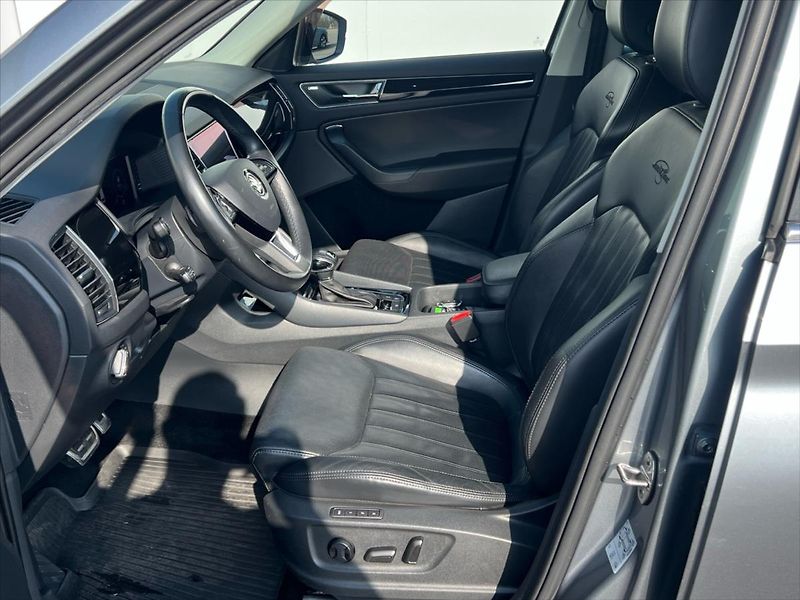 Škoda Kodiaq 2,0 TDi 140kW 7DSG 4x4 L&K - fotka 11 z 35