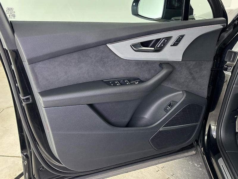 Audi Q7 S-Line TOP!! - fotka 13 z 32