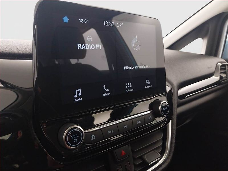 Ford Fiesta (2018) 1.1, Serv.kniha, Vyhř. sedaček - fotka 13 z 20