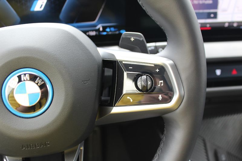 BMW X3 30e xDrive - fotka 15 z 27