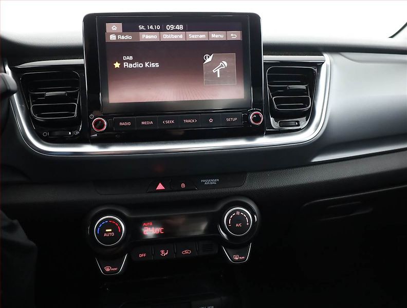 Kia Stonic (2022) 1.2 DPI, ČR,1.maj, Serv.kniha - fotka 10 z 18