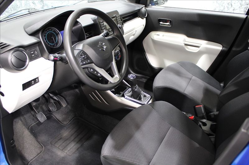 Suzuki Ignis 1,2 i 66KW jen 42400KM - fotka 9 z 31