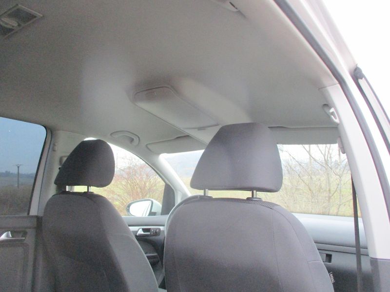 Volkswagen Touran 1.2TSi 77kW TL*L+Z PNEU*VÝHŘEV - fotka 29 z 39