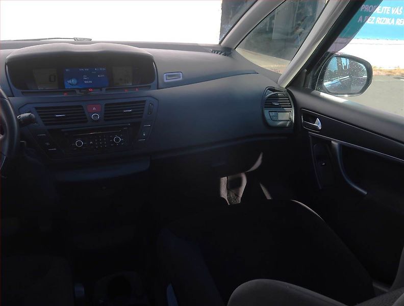 Citroën C4 Picasso (2010) Exclusive 2.0 HDi, Automat - fotka 8 z 22