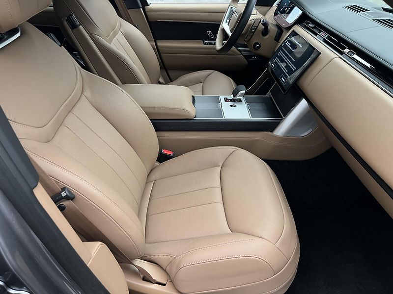 Land Rover Range Rover (2026) P460e AUTOBIOGRAPHY REZERVACE - fotka 23 z 61