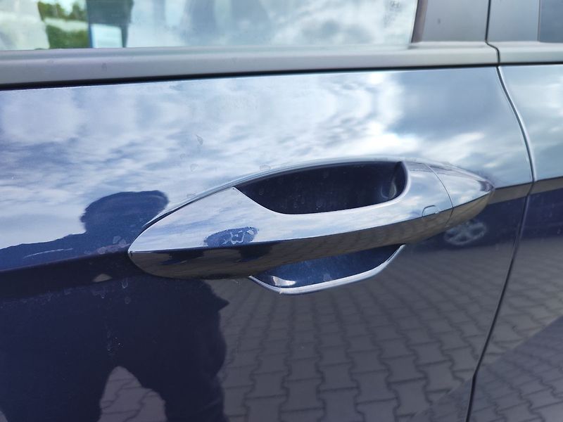 Hyundai Kona EV/65kWh N-Line Premium AT - fotka 11 z 38