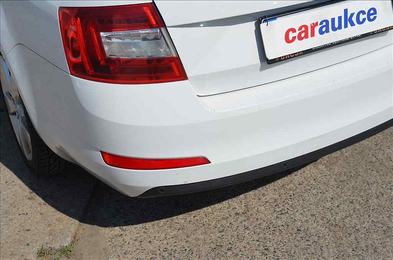 Škoda Octavia (2016) 1,6 TDI - fotka 8 z 23
