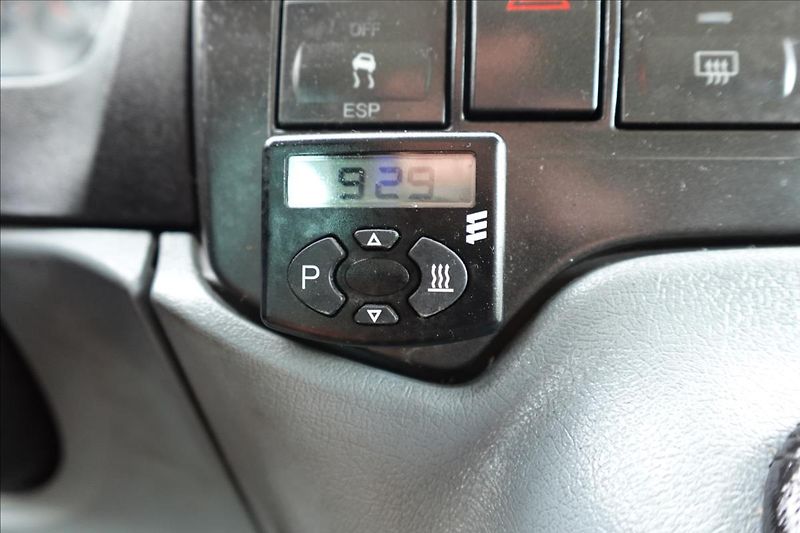 Ford Transit 2,2 TDCi  L3H2 9MÍST BUS KLIMA - fotka 33 z 38