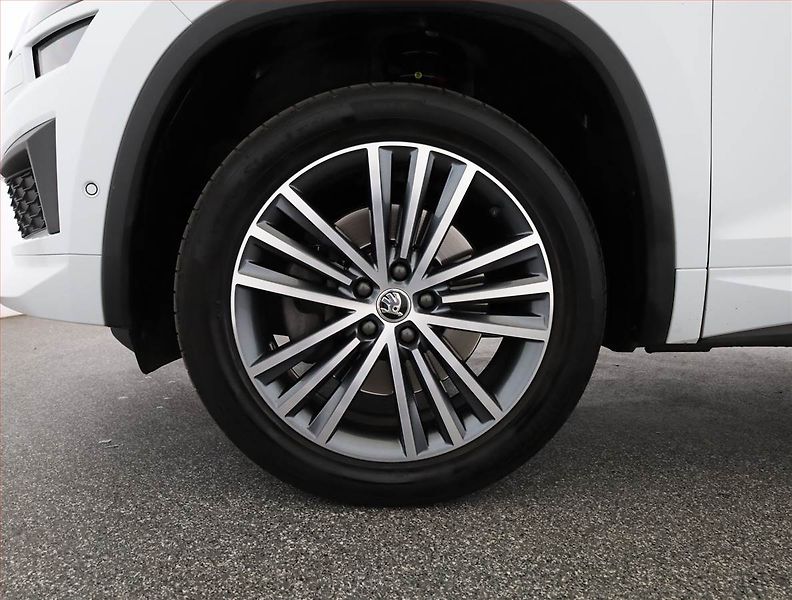 Škoda Kodiaq (2022) Laurin&Klement 2.0 TDI - fotka 21 z 21