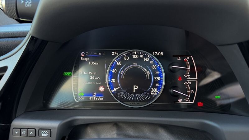 Lexus ES 300h 300H 2,5 HEV LUXURY - fotka 29 z 40