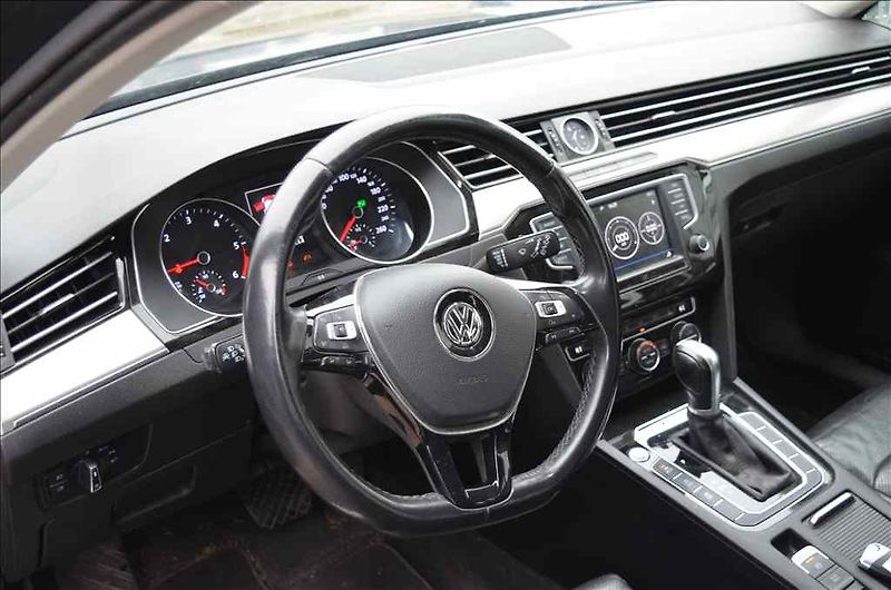 Volkswagen Passat CC (2017) 2,0 BITDI DSG 4-MOTION - fotka 14 z 23
