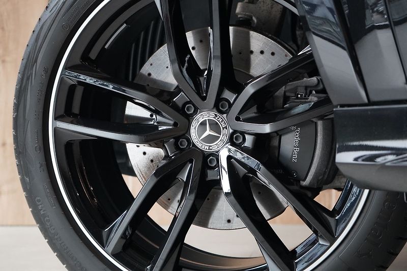 Mercedes-Benz GLS 450d 4MATIC AMG, Exclusiv, TZ - fotka 12 z 50