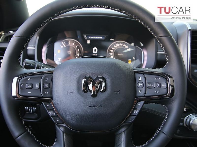 Dodge RAM (2021) 1500 Limited 5.7 V8 2026 RED - fotka 19 z 45