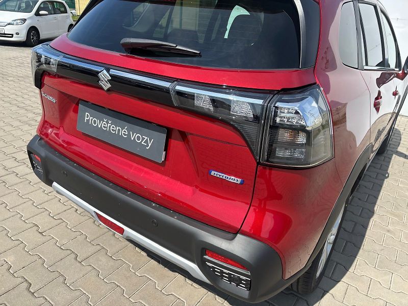 Suzuki S-Cross 1,4 BoosterJet Premium AllGrip - fotka 27 z 27