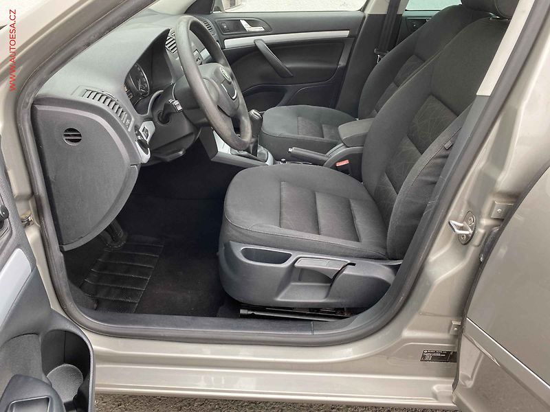 Škoda Octavia (2011) 1.4 TSi, Ambition, +kola - fotka 9 z 18