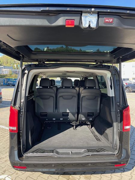 Mercedes-Benz Třídy V (2023) Mercedes-Benz V300d 4MATIC XL - fotka 10 z 11
