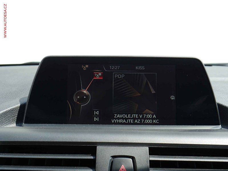 BMW Řada 1 (2015) 1.5D, Navigace, výhřev - fotka 16 z 22