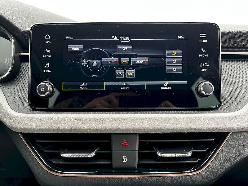 Škoda Kamiq (2024) 1.0 TSI 85kW MP6 Top Selection - fotka 20 z 35