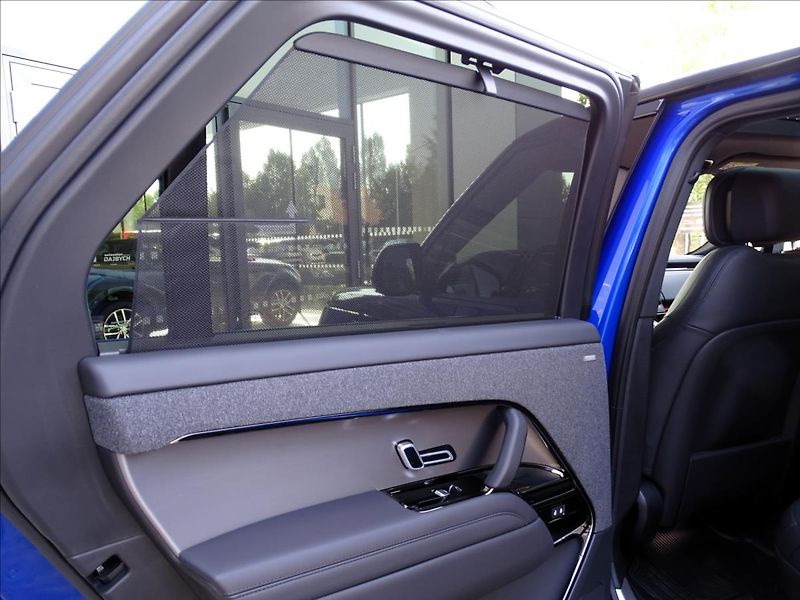 Land Rover Range Rover Sport (2026) 3,0 P460e DYNAMIC SE PHEV SV C - fotka 32 z 38
