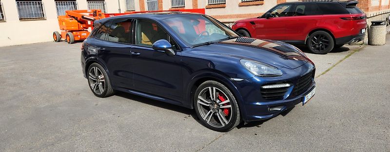 Porsche Cayenne (2012) 4.8 GTS 309KW PANORAMA - fotka 4 z 55
