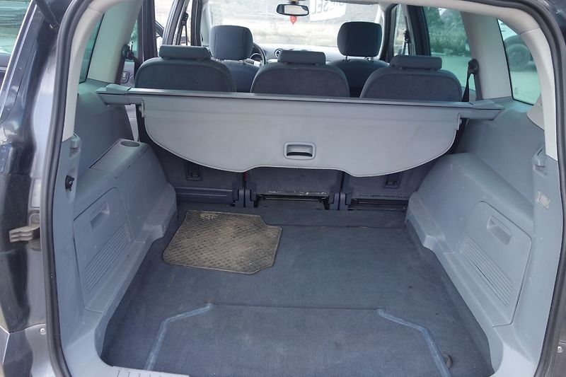 Ford S-MAX 2,0TDCi 96kW .Zachovalý ! - fotka 16 z 19