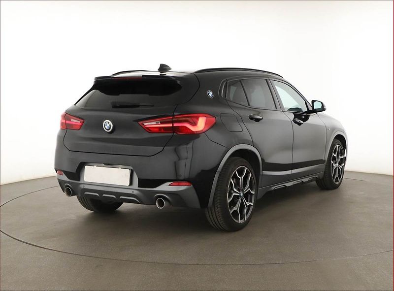 BMW X2 (2019) xDrive20d, 4X4, Automat - fotka 5 z 21