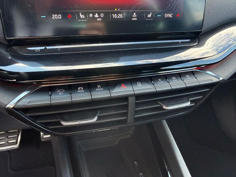 Škoda Octavia Sportline 2.0 TDI 110kW DSG Co - fotka 19 z 26