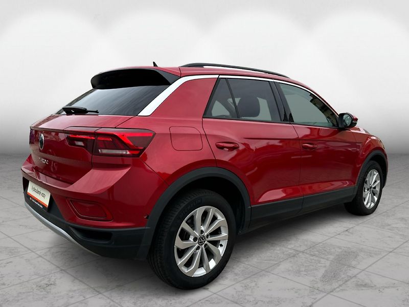 Volkswagen T-Roc Life 1.5 TSI 110kW DSG - fotka 6 z 20