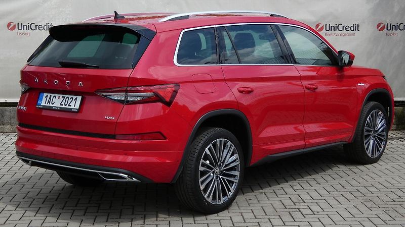 Škoda Kodiaq 2.0 TDI L&K 4x4 DSG - fotka 3 z 26