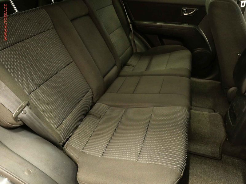 Kia Sorento (2009) 2.5CRDi 4x4, ČR, servis.kniha - fotka 12 z 20