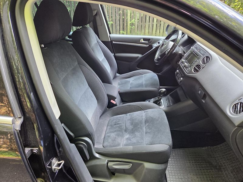 Volkswagen Tiguan (2011) 2,0 TDI 4x4 AUTOMAT - fotka 11 z 15
