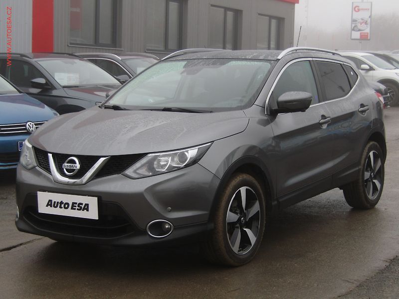 Nissan Qashqai (2016) 1.2 DiG-T 4X2, N-Connecta - fotka 3 z 18