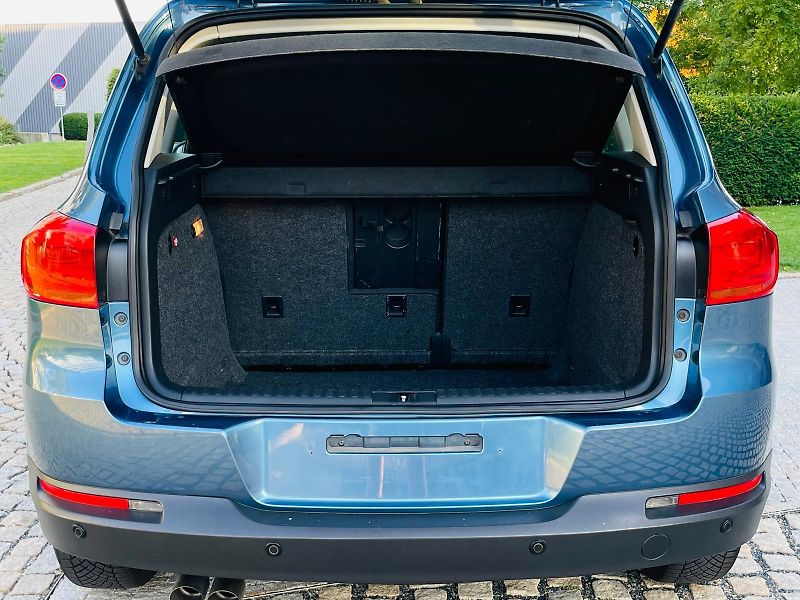 Volkswagen Tiguan 1.4TSI MANUÁL 1MAJITEL SENZORY - fotka 19 z 40
