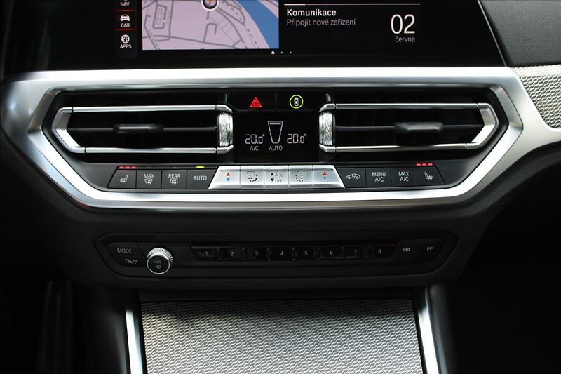 BMW Řada 3 320xd / M-PAKET / HUD / CZ - fotka 26 z 44