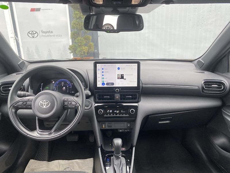 Toyota Yaris Cross 1.5HEV, ČR-1m, Style, DPH - fotka 11 z 26