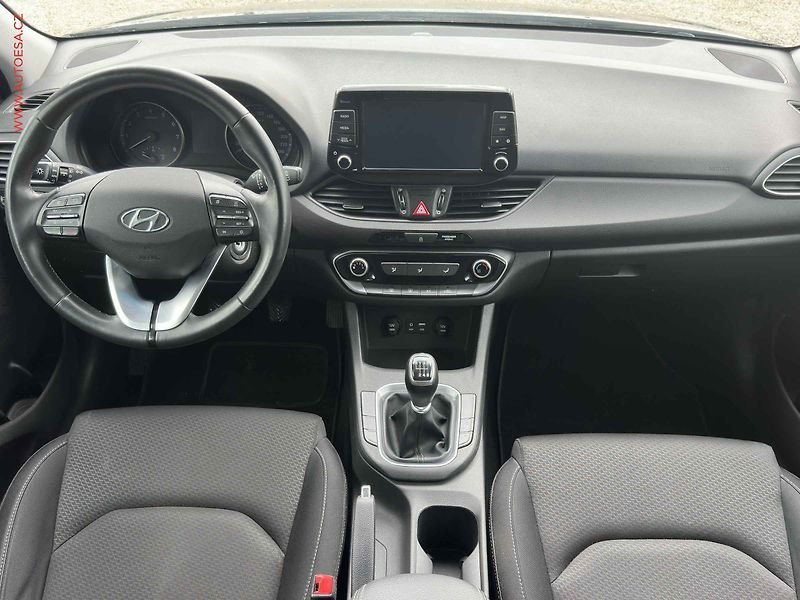Hyundai i30 (2019) 1.4i, 1.maj,ČR, servis.kniha - fotka 8 z 20