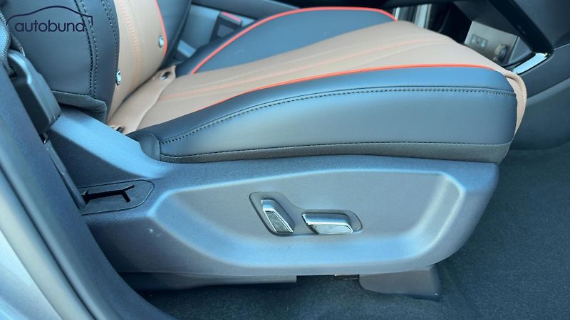 BYD Seal U Seal U DM-i PHEV Boost 160 kW  - fotka 15 z 40