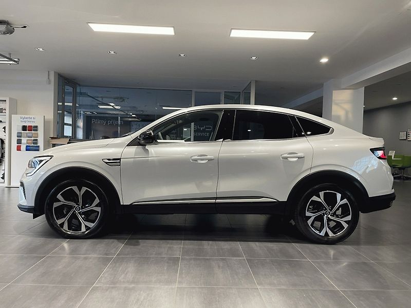Renault Arkana (2025) TECHNO 1,3TCe 140k EDC - fotka 2 z 23