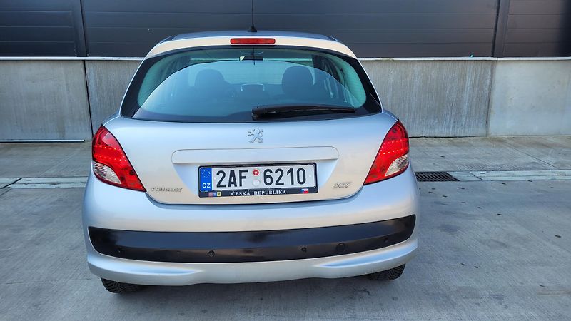 Peugeot 207 1,4i KOUPENO V ČR - fotka 11 z 18