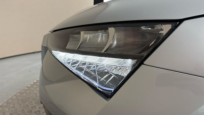 Škoda Scala 1.0 TSI Ambition - fotka 18 z 23