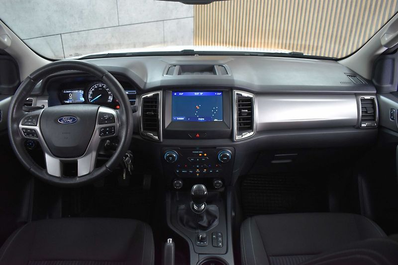 Ford Ranger 2.0 XLT*Naviják*4x4*TAŽNÉ*ČR 1 - fotka 7 z 45