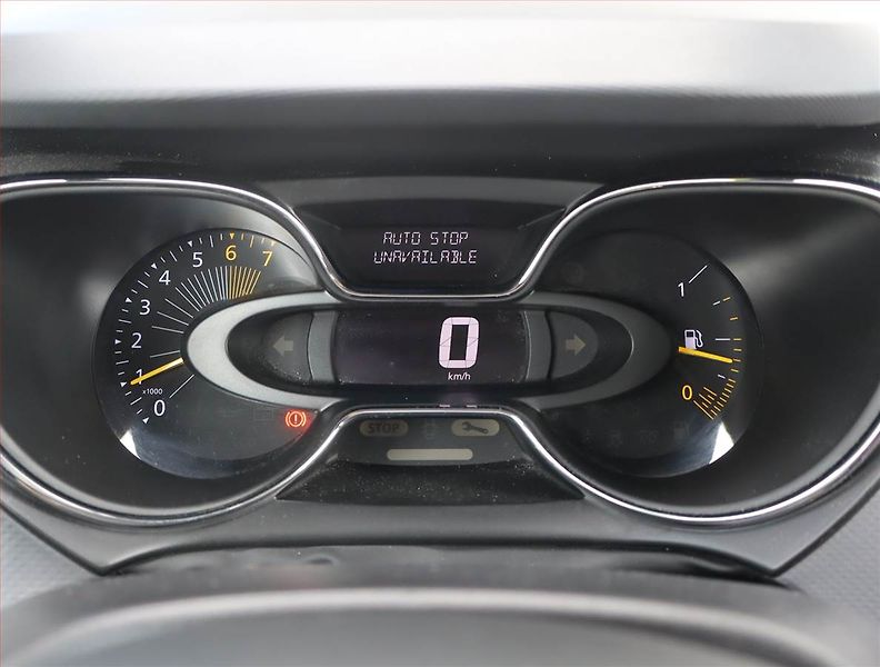 Renault Captur (2015) 0.9 TCe, Serv.kniha, Navi - fotka 11 z 15
