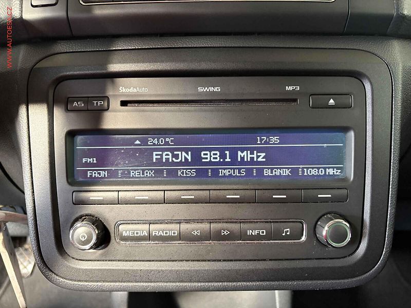 Škoda Roomster (2011) 1.6 TDi, servis.kniha - fotka 11 z 14