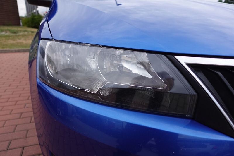 Škoda Rapid 1.6 TDI CR 66kW Ambition Fresh - fotka 24 z 24