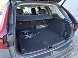 Volvo XC60 T8 AWD ULTRA DARK / B&W VZDUCH - náhled 16