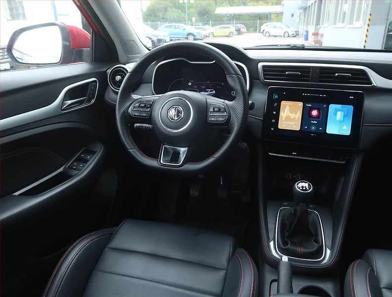 MG ZS (2025) 1.5, Serv.kniha, Kůže, Navi - fotka 7 z 20