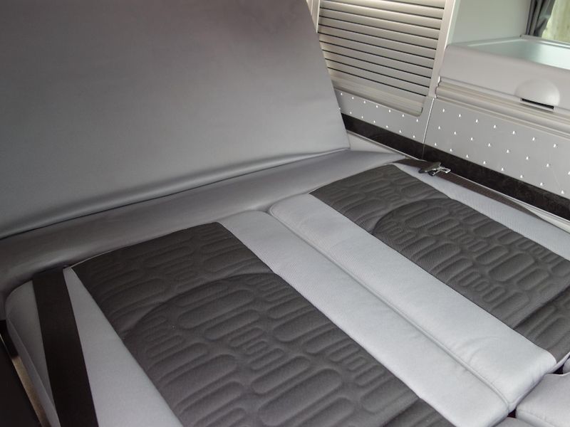 Mercedes-Benz Viano (2013) 3.0 CDI V6/ČR/MARCO POLO/6MÍST - fotka 95 z 123