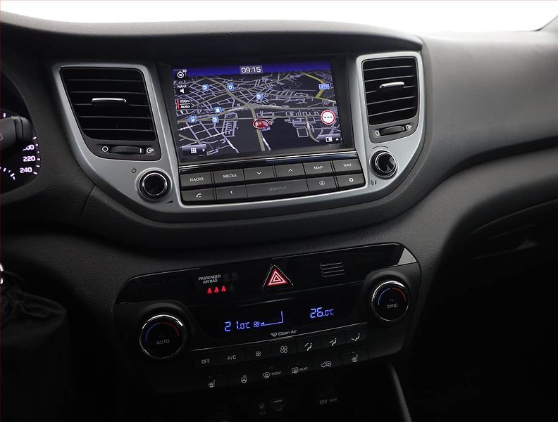 Hyundai Tucson (2016) 1.7 CRDi, Serv.kniha, Navi - fotka 10 z 19